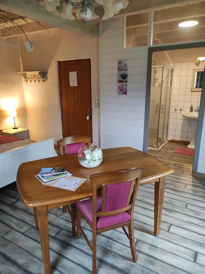 Bed and Breakfast Les 5 Petits Lapins Bar Екстер'єр фото