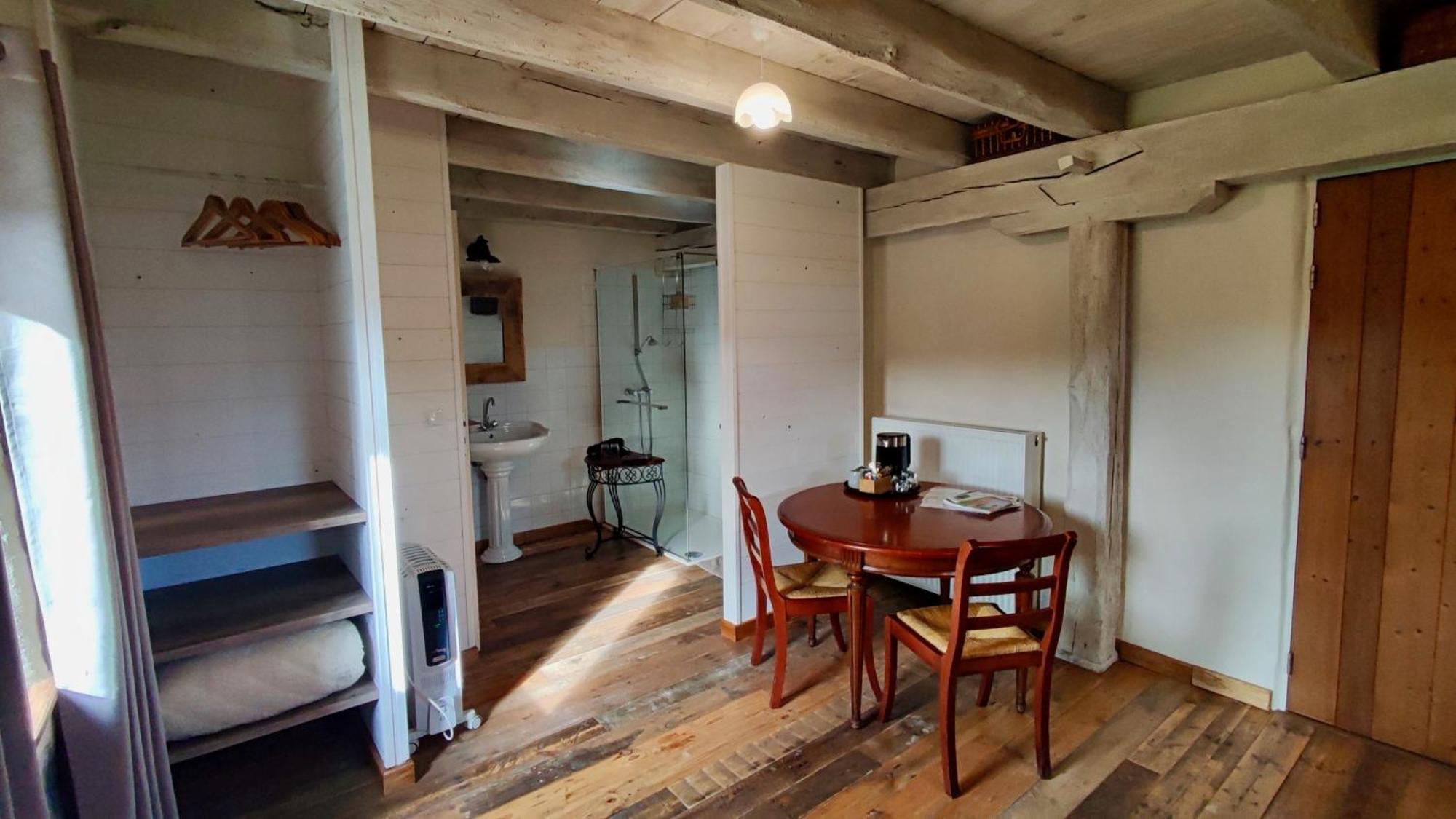 Bed and Breakfast Les 5 Petits Lapins Bar Екстер'єр фото